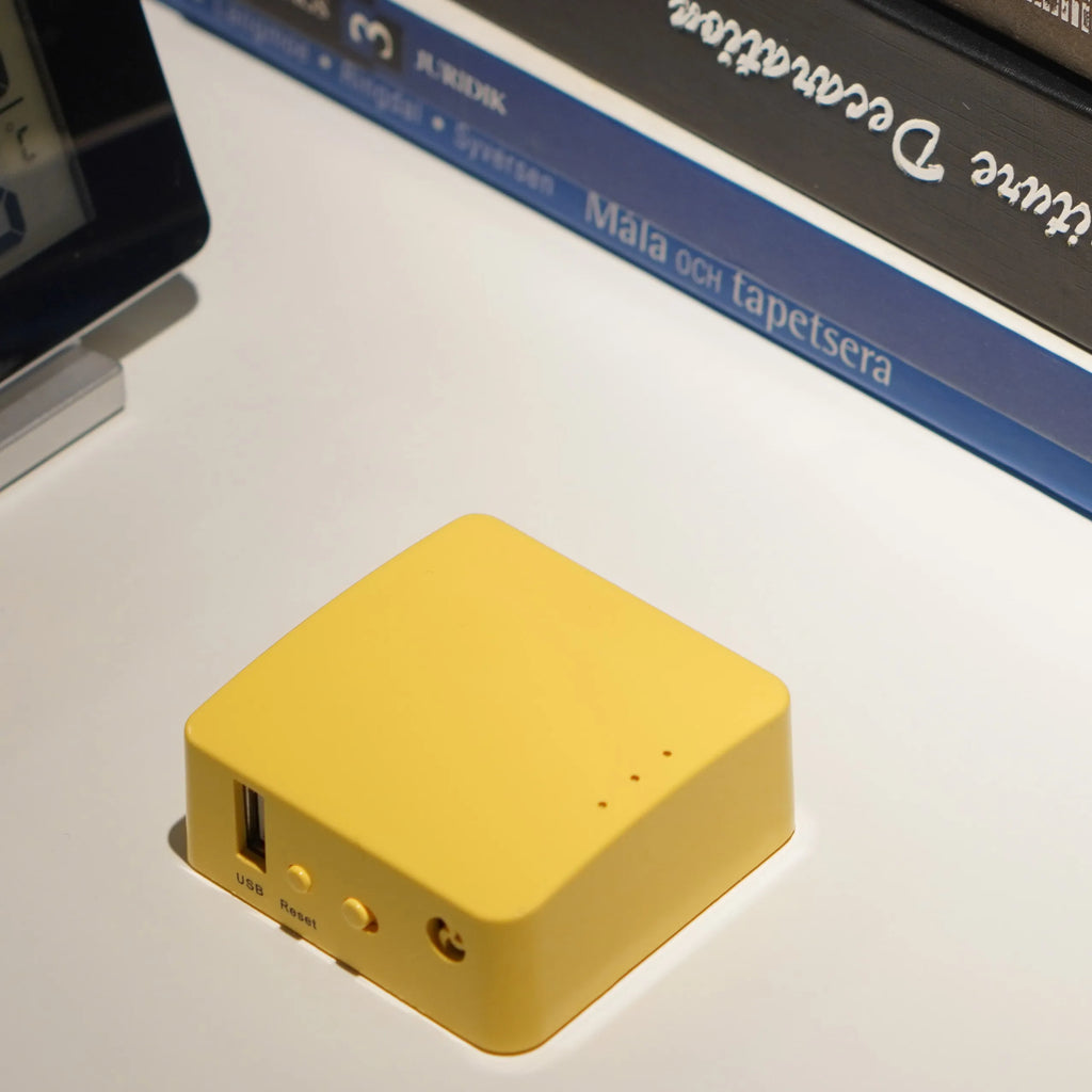 Gl.inet-mt300n-v2(mango) Portable Mini Travel Wireless Pocket Router
