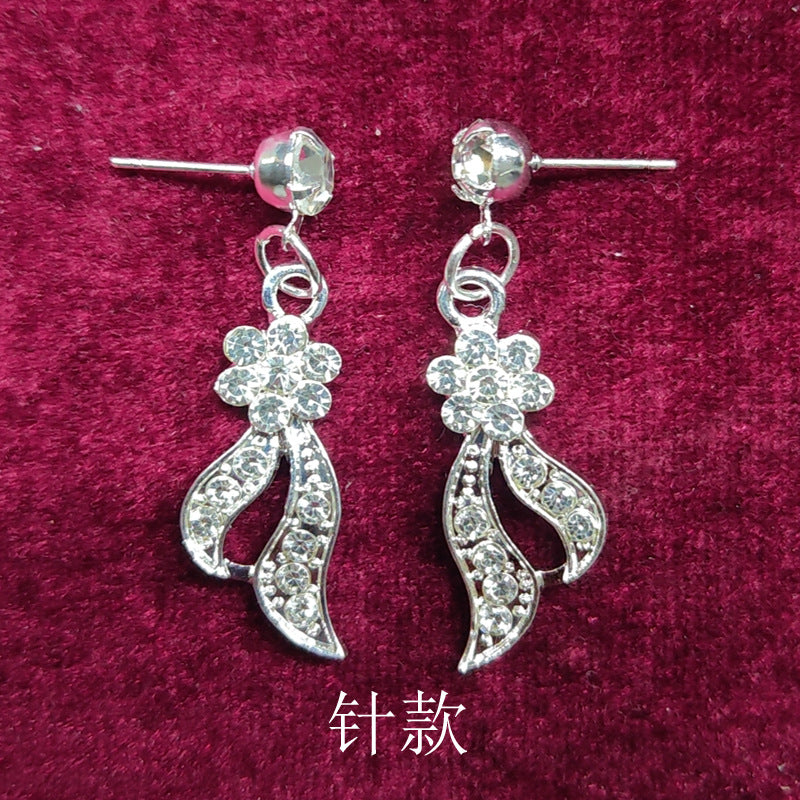 Korean Bride Necklace Earrings Two-piece Decorations Wedding Yarn Wedding Jewelry Wedding Accessories Dance Studio