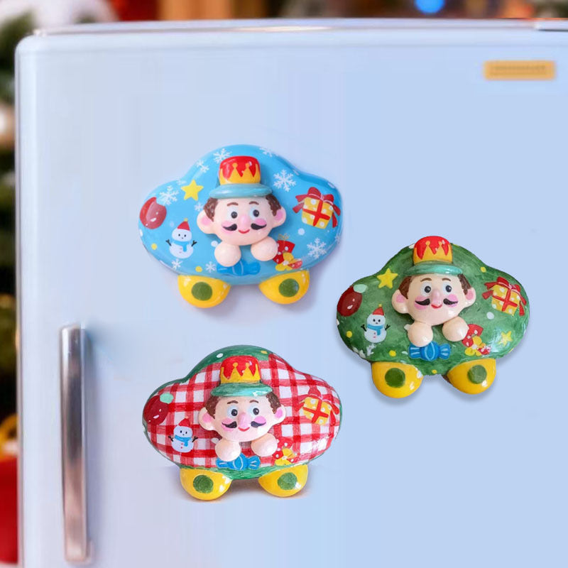 Strict selection of Christmas decorations cartoon creative children's Christmas gifts small train wooden window desktop ornaments