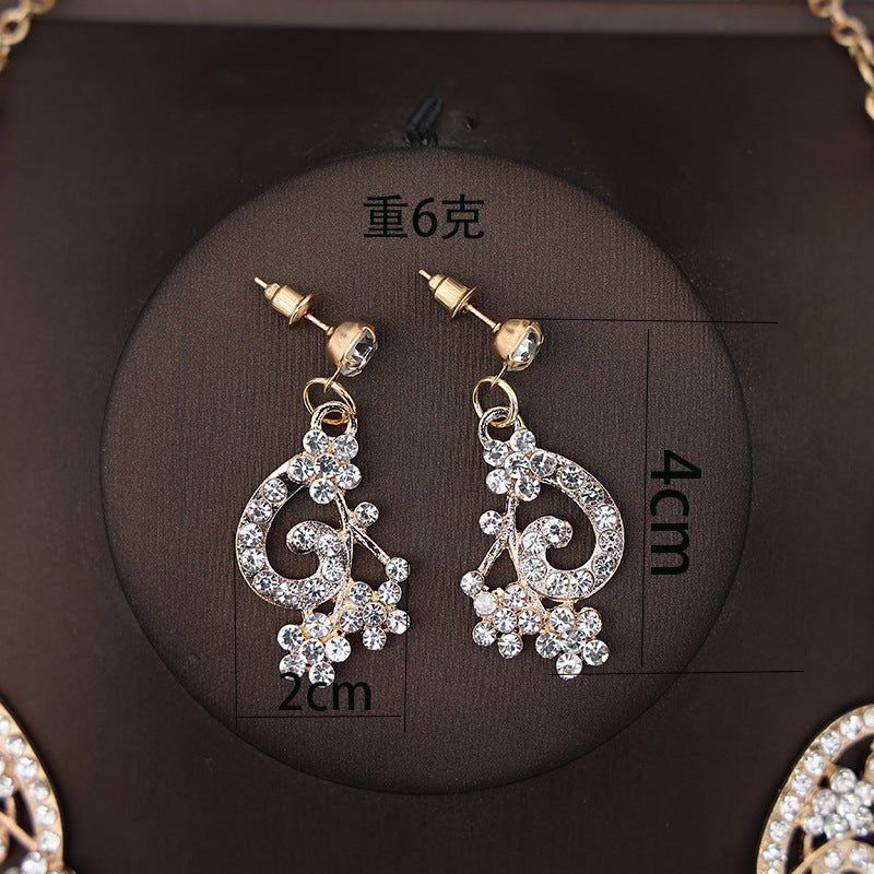 Korean Bride Necklace Earrings Two-piece Decorations Wedding Yarn Wedding Jewelry Wedding Accessories Dance Studio