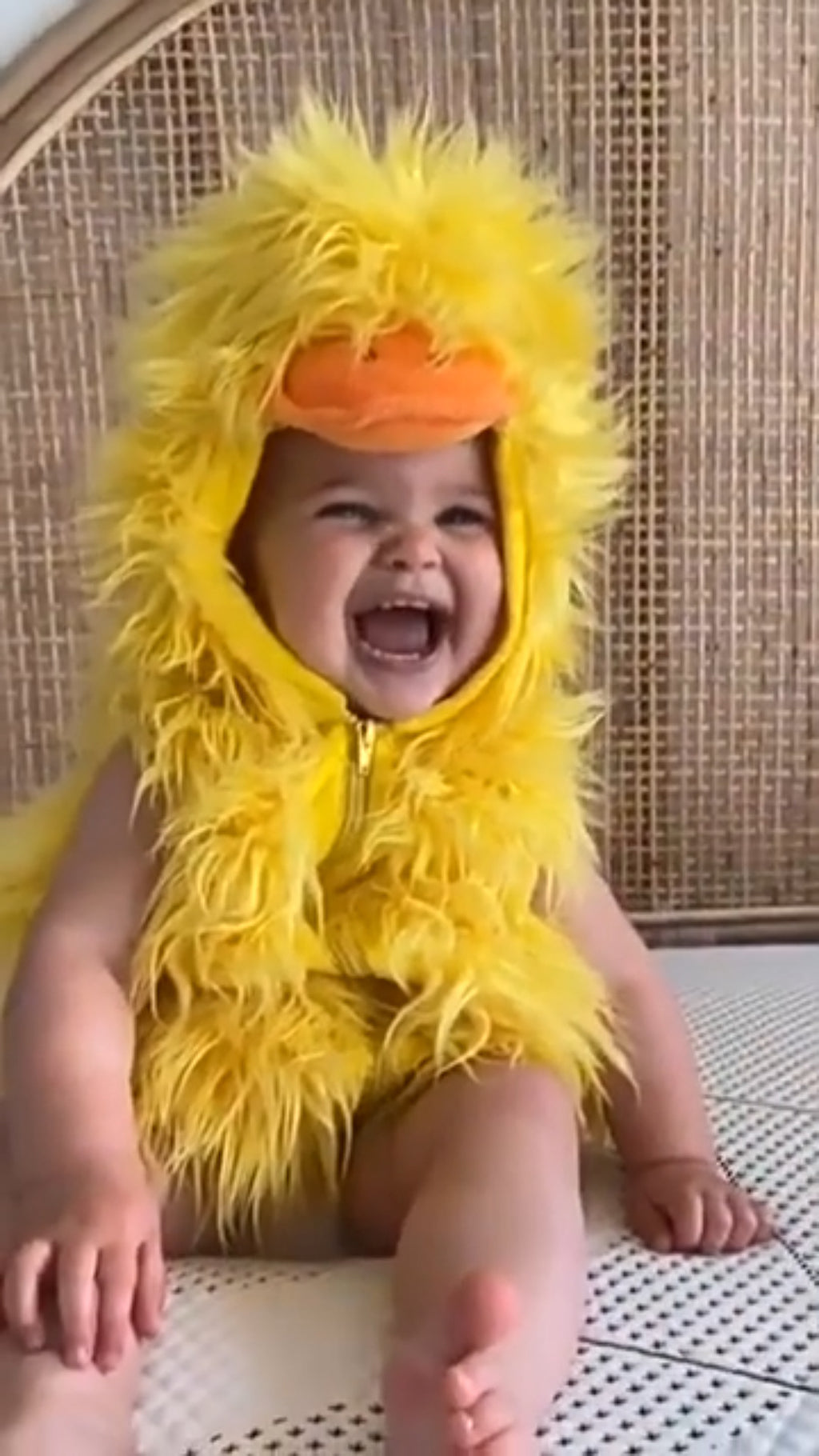 Foreign trade new Halloween animal costume cute little yellow duck children hooded vest cosplay costume