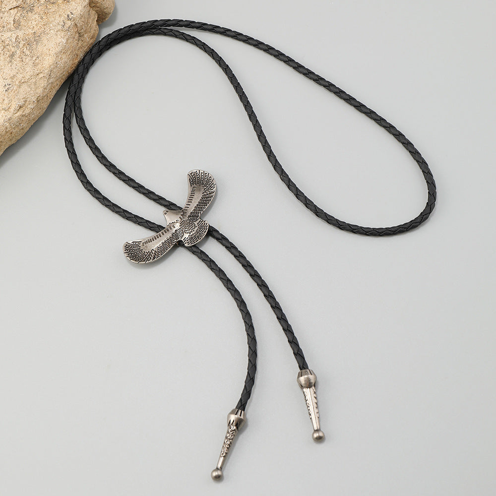 Simple and Creative Alloy Eagle Pendant Decoration, Artistic Retro Leather Shirt Tie Bolo Tie Versatile Necklace