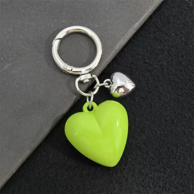 Cross-Border New Acrylic Resin Heart-Shaped Keychain Colorful Creative Couple Peach Heart Bag Water Cup Decorative Pendant