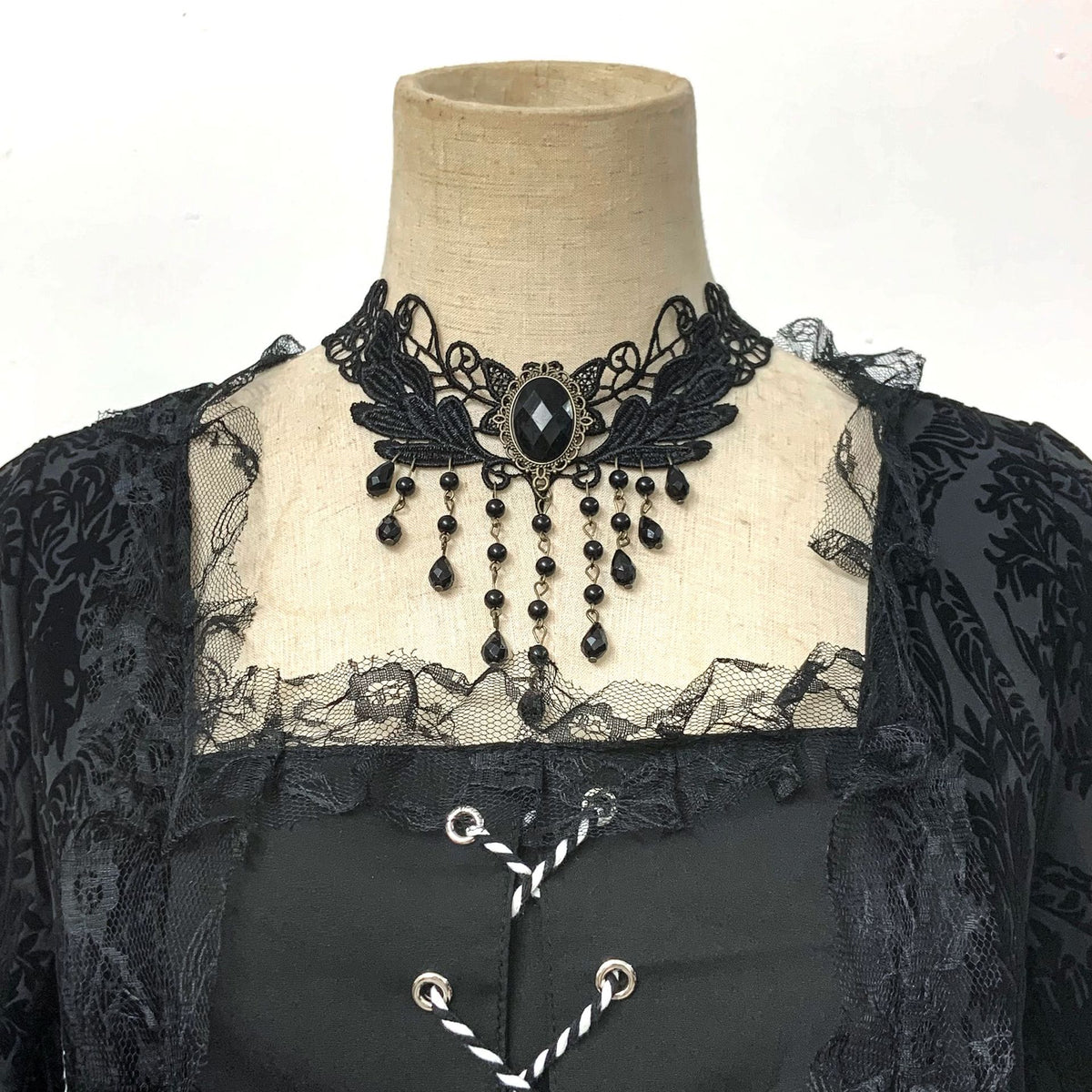 Cross-border foreign trade Halloween Victorian court dress women's long dress lace stitching bell sleeve dress women