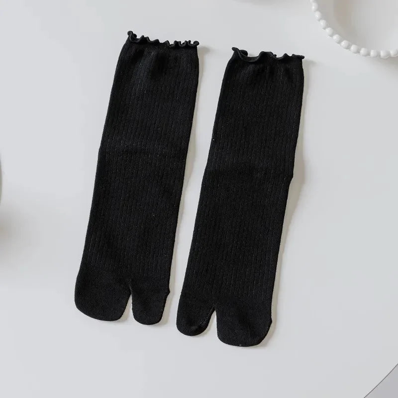 Japanese Ruffled Edge Cotton Split Toe Socks Solid Color Two-Toed Sock Unisex Harajuku Simple Tabi Socks High Elastic Hosiery