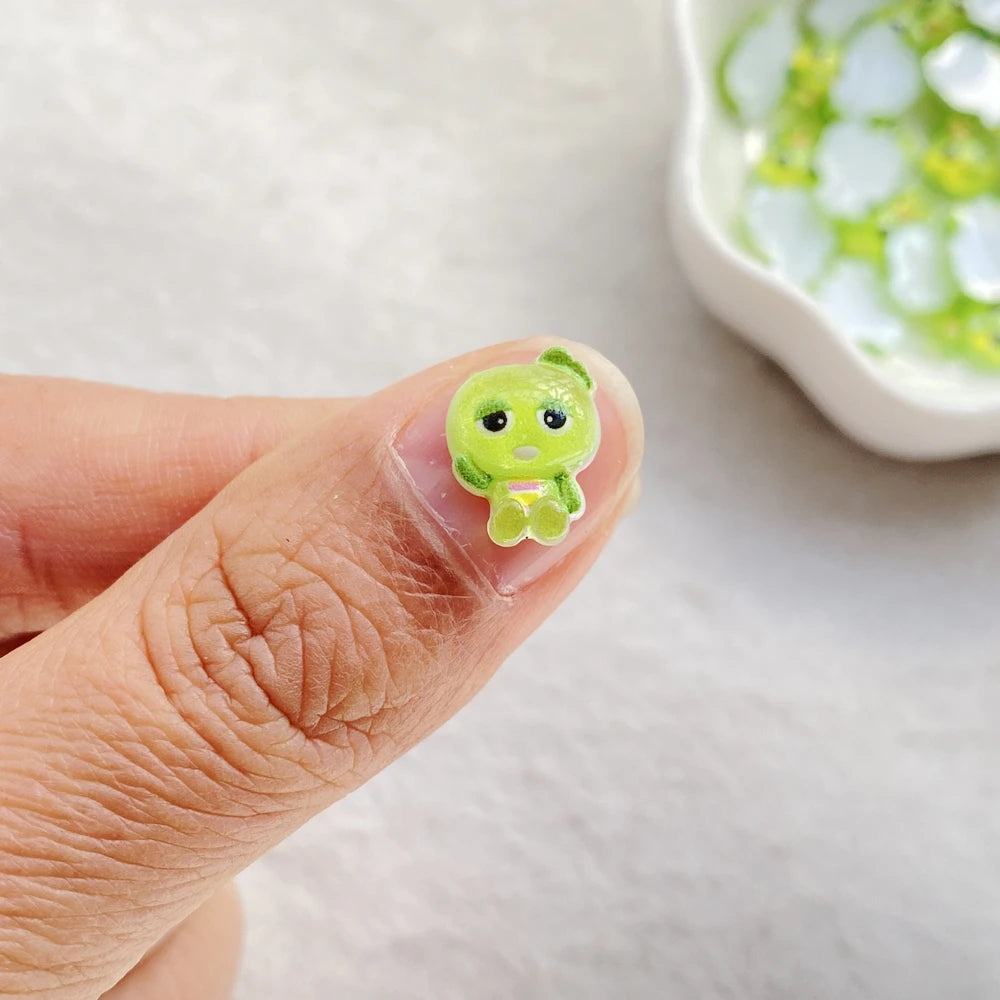 50Pcs Mixed Nail Art Resin mini Cartoon Green Frog Charms Rhinestones DIY Craft For Nail 3D Decorations Jewelry