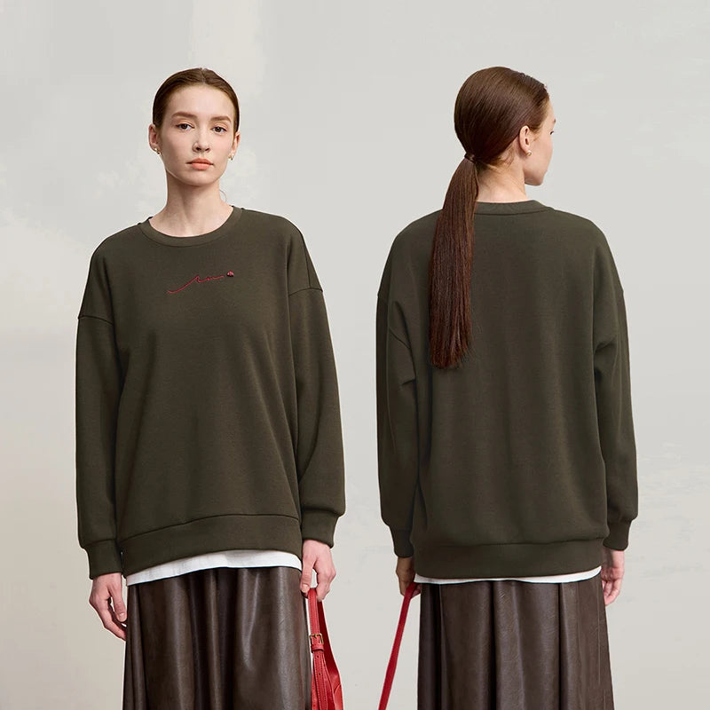 Amii Woman Sweatshirts 2025 Winter New Loose Warm Long Sleeve Female Sweatshirt Embroidery Pullover O-Neck Top Female 12524025