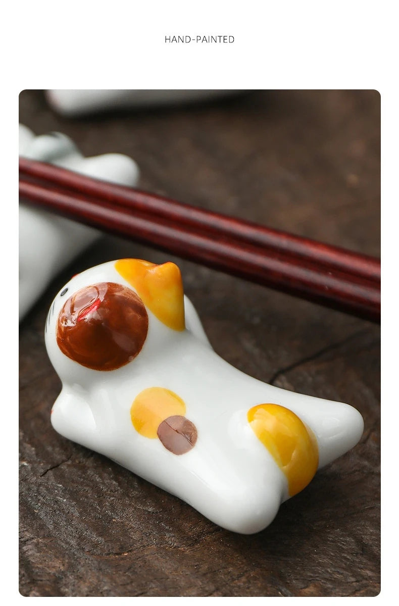 Cute Cat Ceramic Chopsticks Holder Stand Fine Design Chopstick Rack Pillow Care Rest Japanese Style Kitchen Tableware Tools New