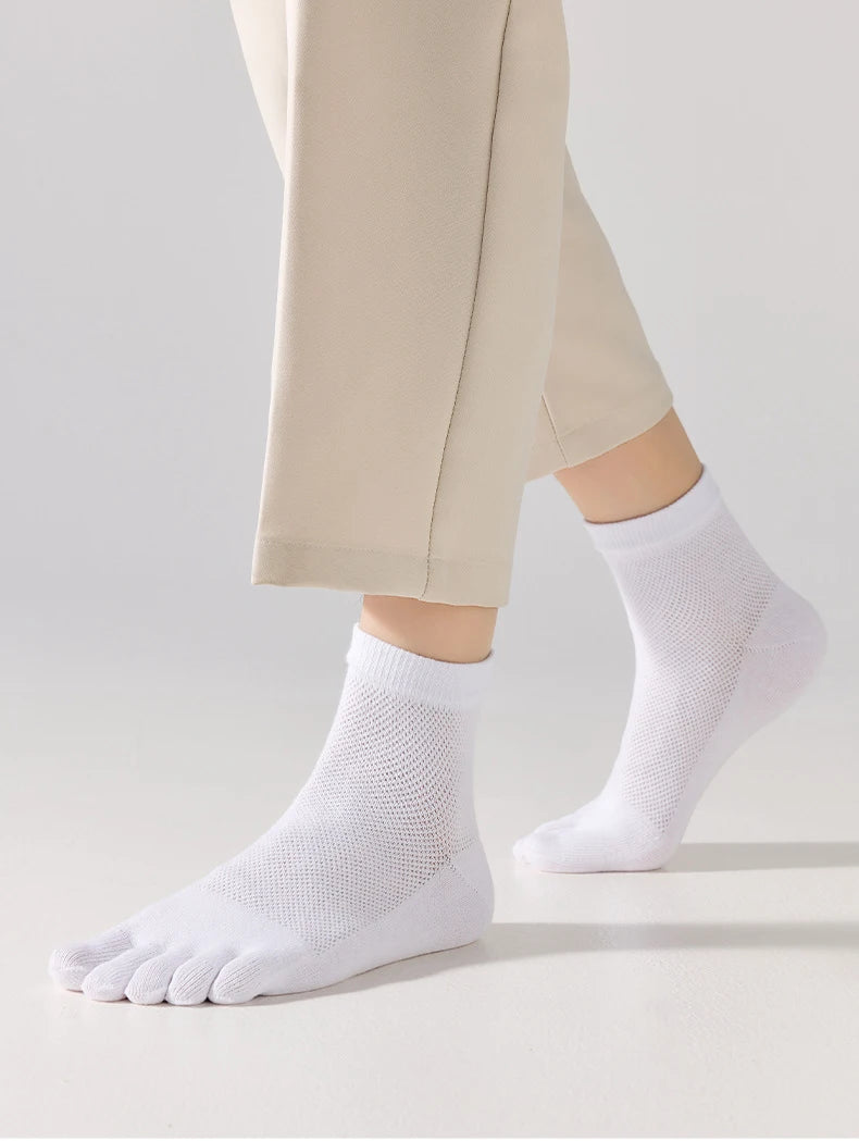 3/5 Pairs Men's Toe Socks Mid-Calf 100% Cotton Mesh Breathable Anti-bacterial Anti-odor Split Toe Socks for Daily & Sports
