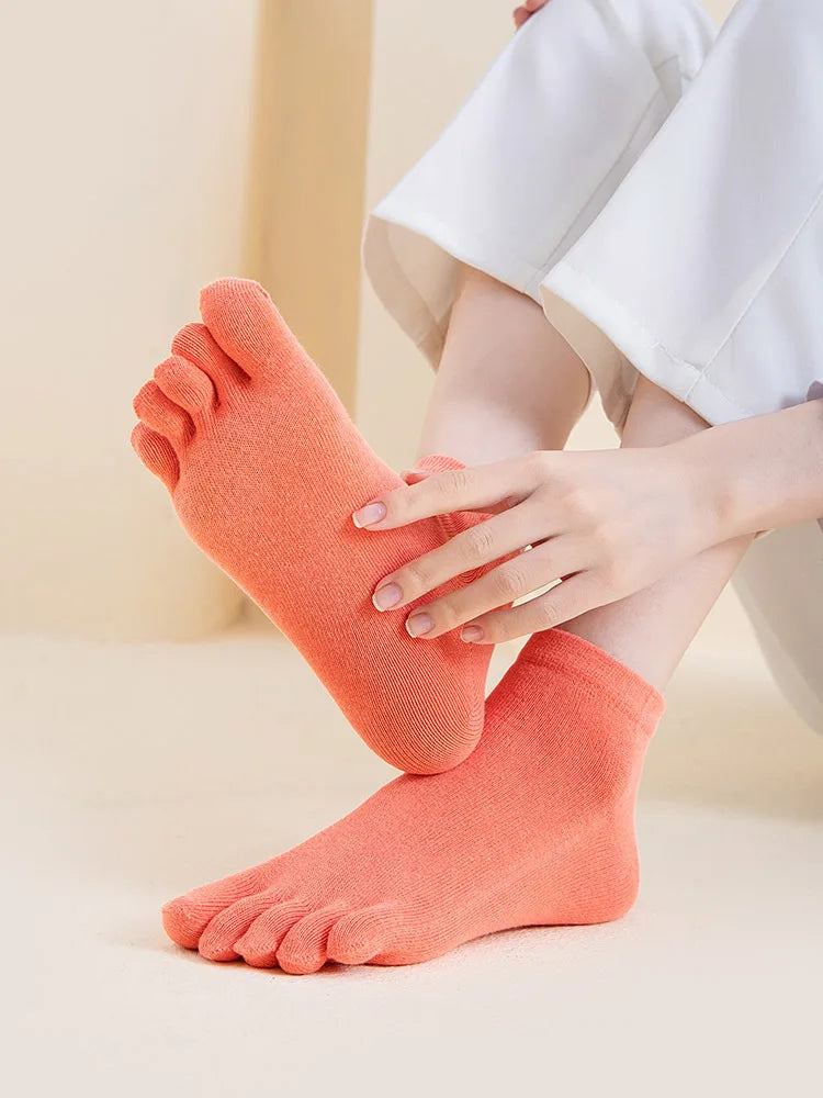 Spring Summer Women's Candy Color Ankle Socks Sweat absorption Breathable Cotton Split Toe Socks 5 Toes Short Five Finger Socks