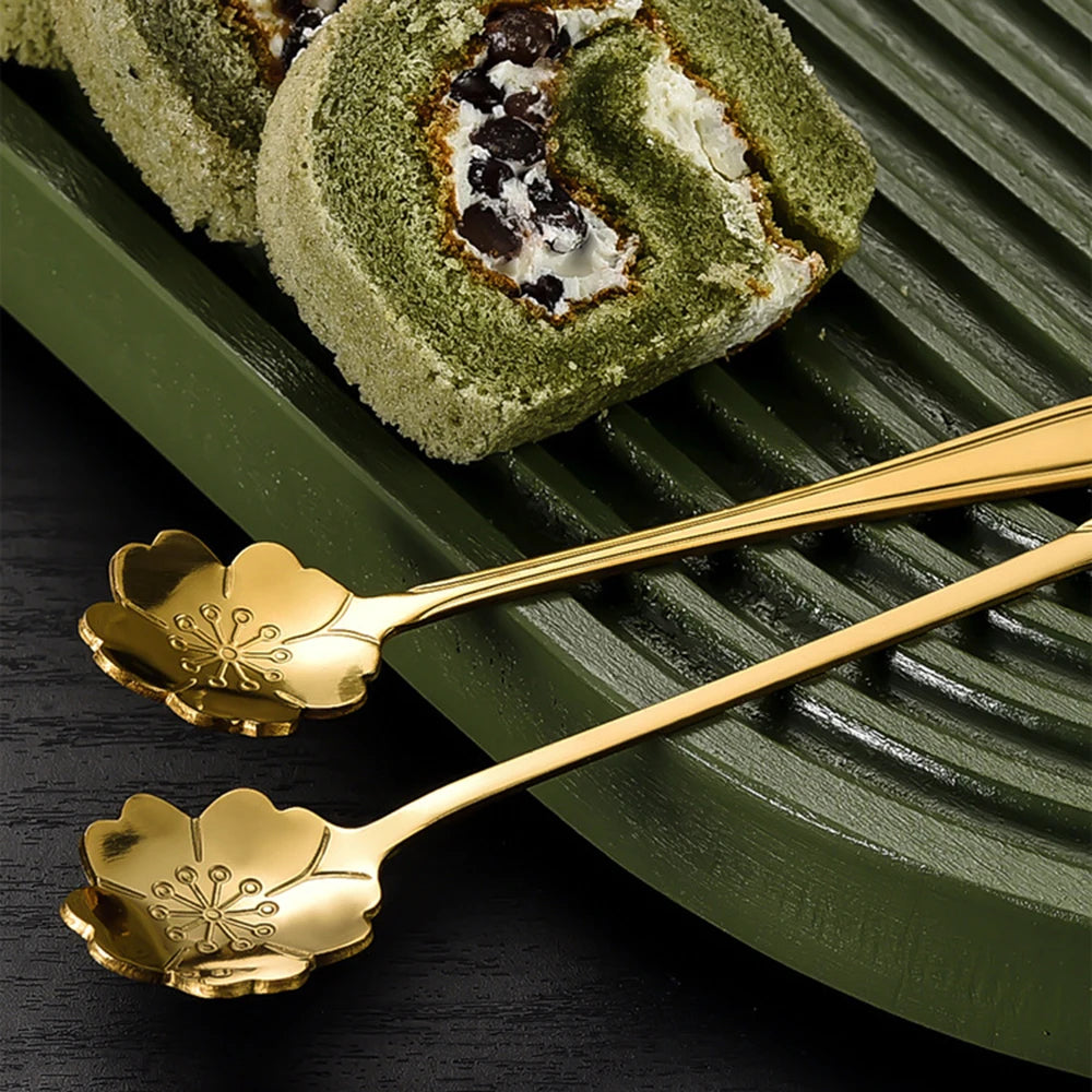 Flower Shape Coffee Spoon Gold Stainless Steel Dessert Spoon Ice Cream Scoop Tableware Kitchen Accessories
