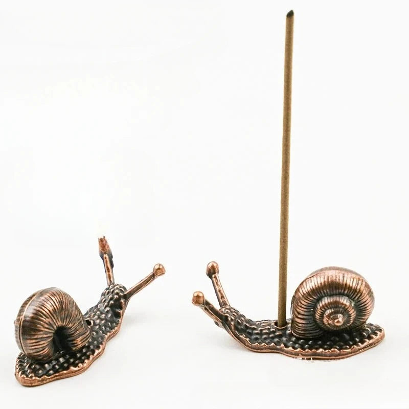 Mini Creative Alloy Snail Small Ornaments Home Decoration Bonsai With Incense Handicrafts Figurines Miniatures Decoration Crafts