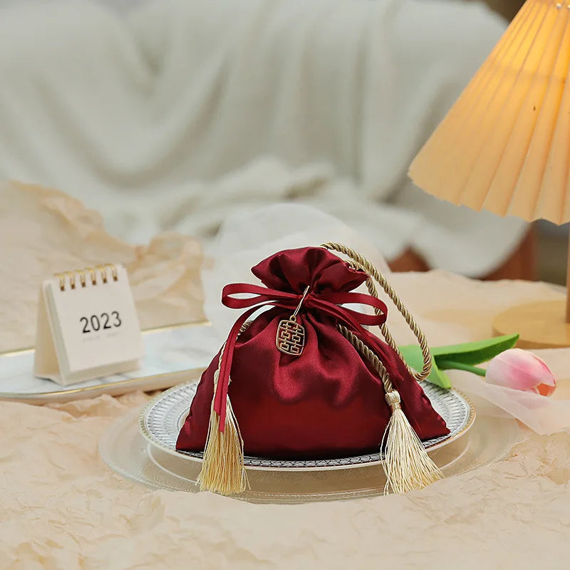 10/30/50 Pcs Luxury Packing Drawstring Velvet Pouch Sachet Gift Bag For Wedding Candy Boxes With Pearl String Decor Favors Bags