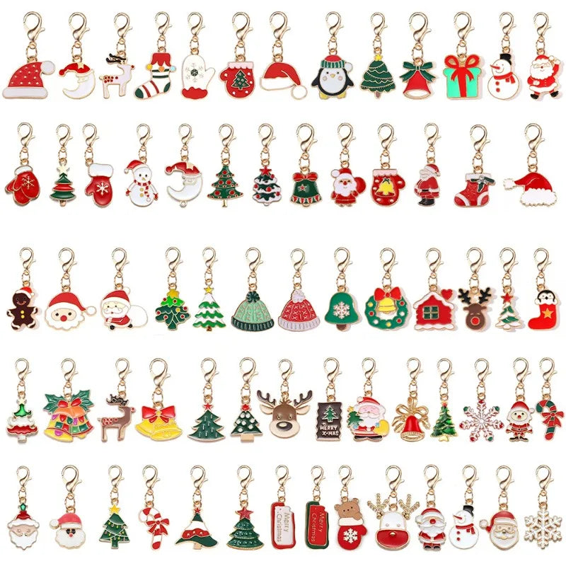 Cute Enamel Christmas Keychain Snowman Santa Claus Key Ring Pendants for Key Holder Women Girls Handbag Decor Jewelry Gifts