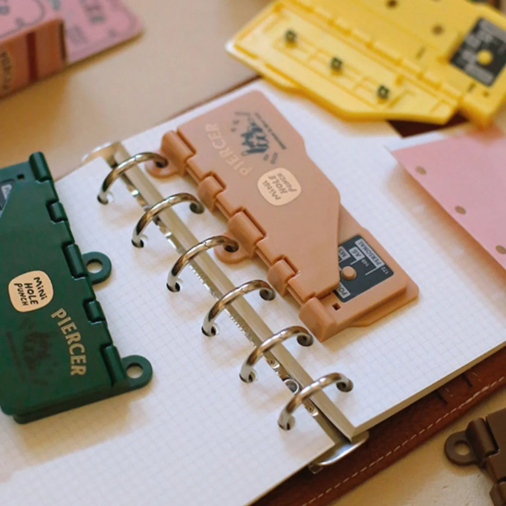 Portable Mini Retro Three-Hole Card Punch