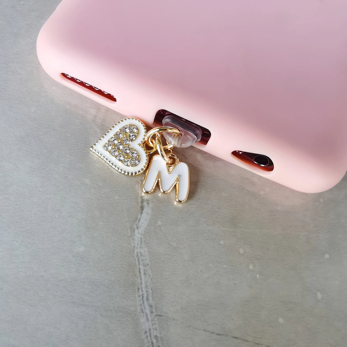 Of Light Luxury Sparkling Diamond Letter Heart-Shaped Phone Dust