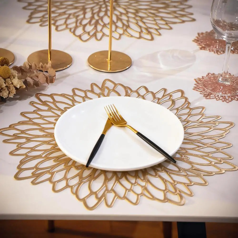 4 PC/6 PC Gold Placemats Coasters Round Wipeable Vinyl