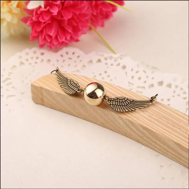 Vintage Jewelry Retro Tone Golden Snitch Pocket Wings Bracelet Pulseras for Men and Women Bijou Statement Jewelry