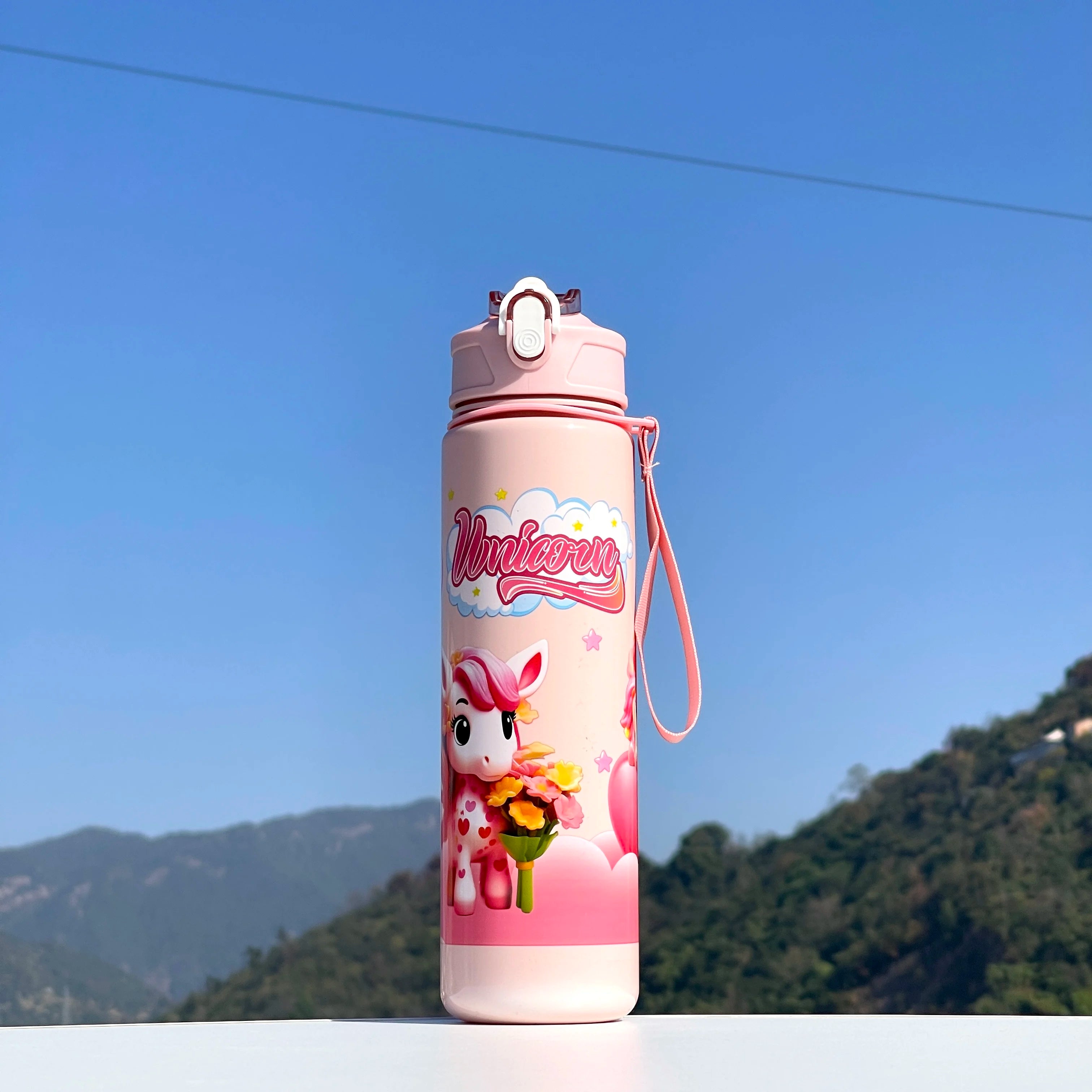A Unicorn Straw Cup, Cute and Portable, with a Large Capacity, Especially Suitable for School Use, Sports, Outdoor Camping, Water Bottles, and Cups