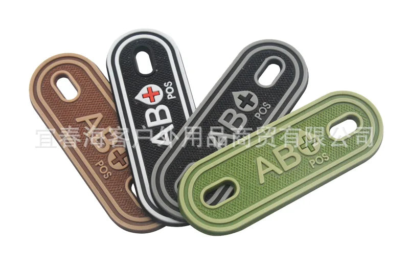 2PCS Shoelace Blood Buckle Charm PVC Tactical Bag Clothing Zipper Blood Tag Charm Military Patches Tactical Patch