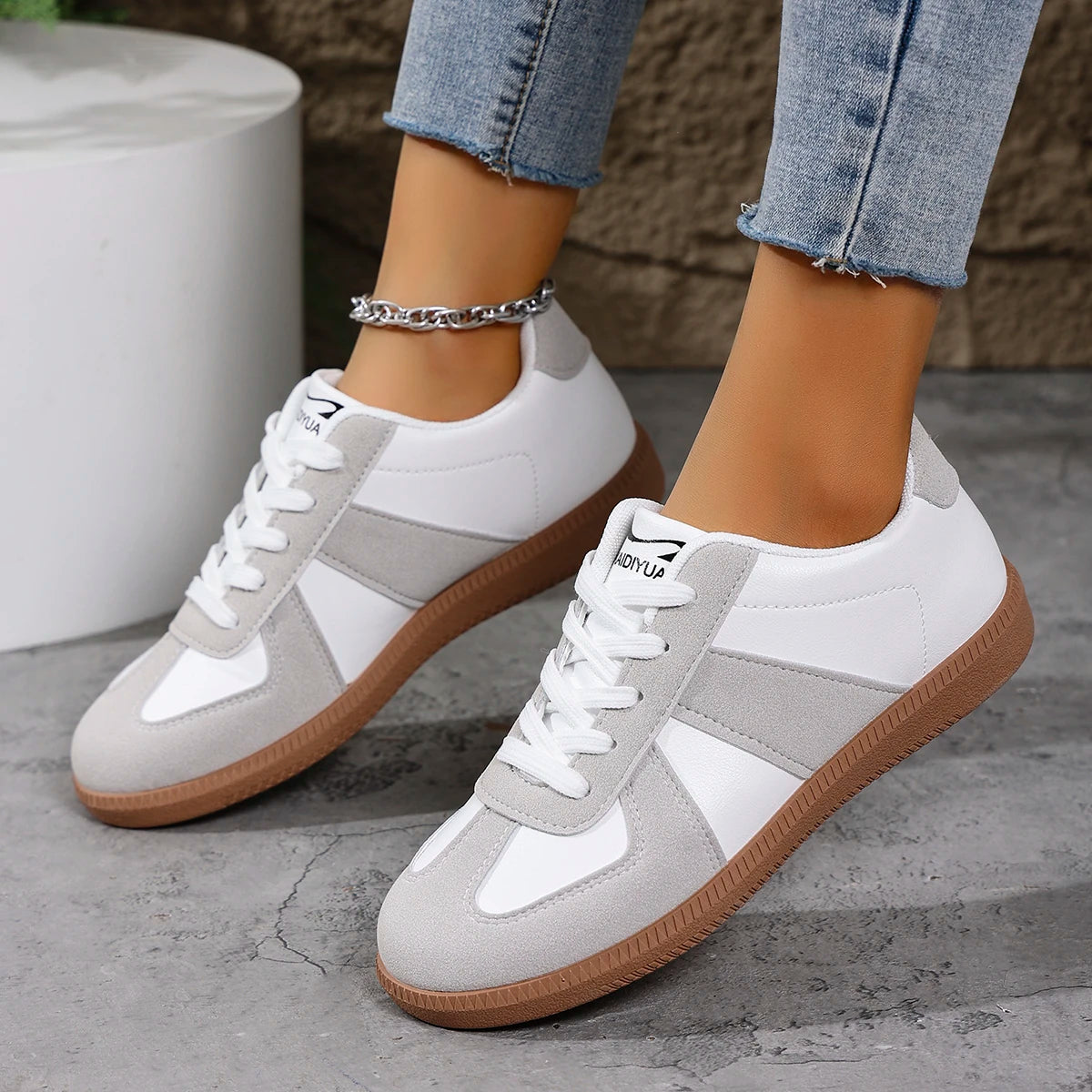 Fashion Leather Women's Casual Sneakers Breathable Woman Vulcanize Sport