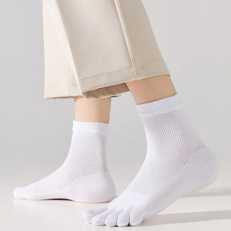 3/5 Pairs Men's Toe Socks Mid-Calf 100% Cotton Mesh Breathable Anti-bacterial Anti-odor Split Toe Socks for Daily & Sports