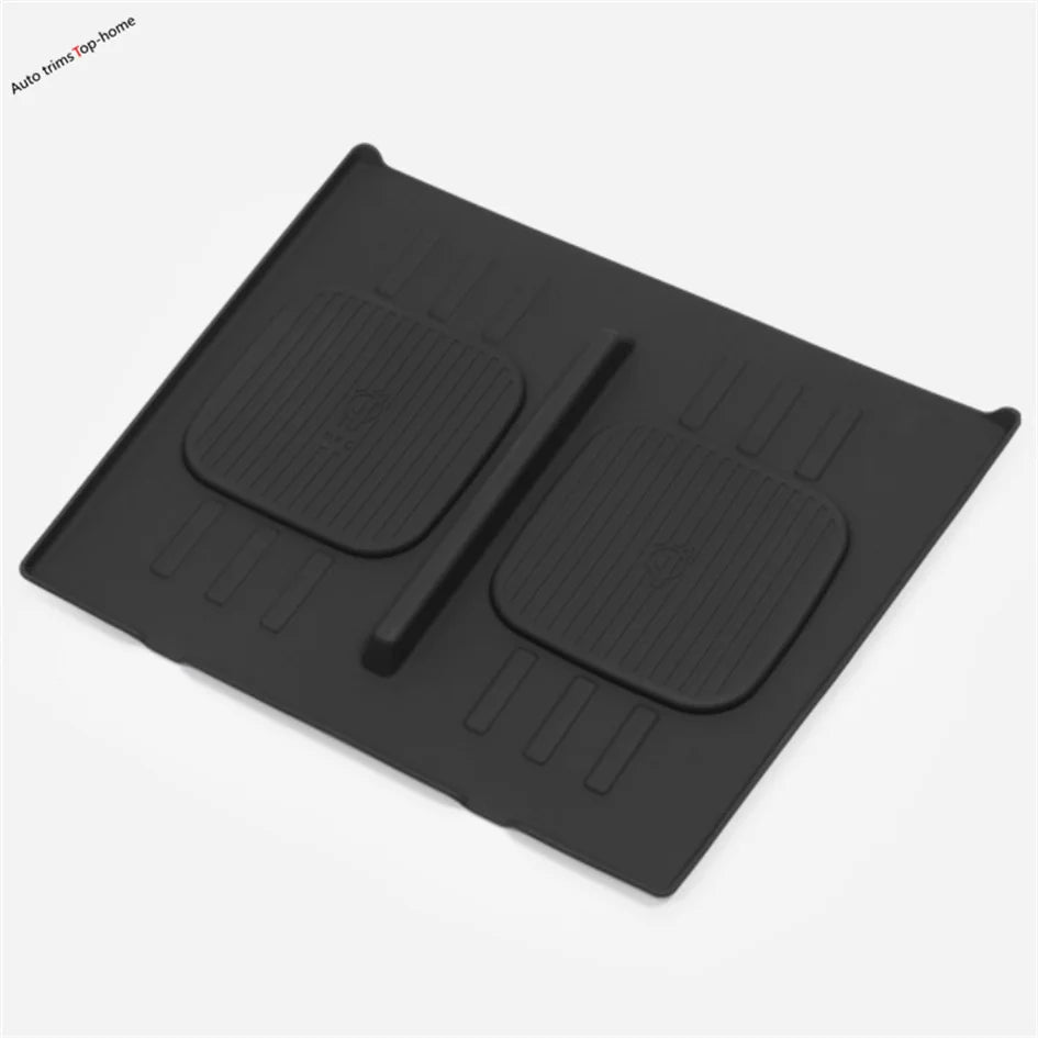 Silicone Center Console Wireless Charger Protection Pad upgrade Silica Gel Cover For Hyundai Santa Fe 2024 2025 Car Accessories