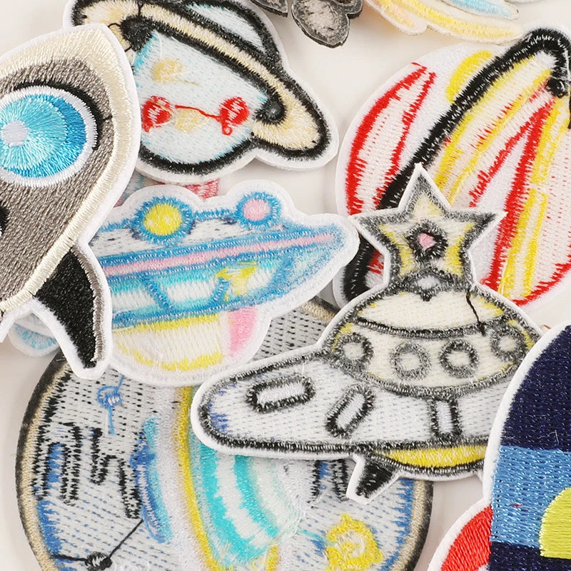 12pcs Lot Patches For Clothing Kids Boys Space Bulk Star UFO With Iron On Embroidered Diy Naszywka Thermal Parches Designer Sew