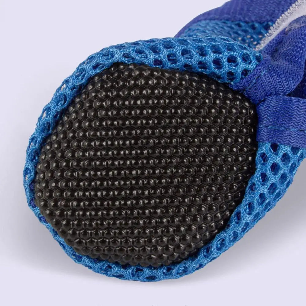 4pcs/set Fashion Breathable Dog Mesh Shoes Non-slip Reflective Dog Net Shoes Wear Resistant Hollow Out Dog Shoes Summer