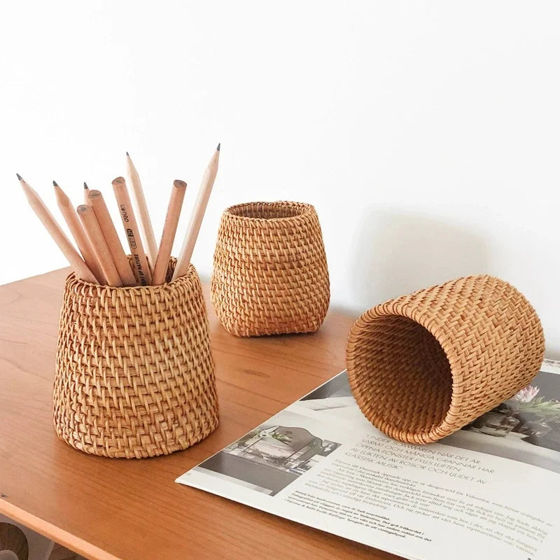 Rattan Pencil Holder, Handmade Wicker Pen Cup Makeup Brushes Holder, Woven Vine Desk Organizer Pen Container Box