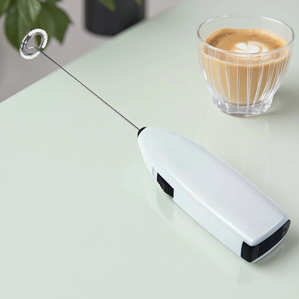 White Electric Egg Beater Coffee Frother, Household Kitchen Mini Stainless Steel Milk Tea Mixer
