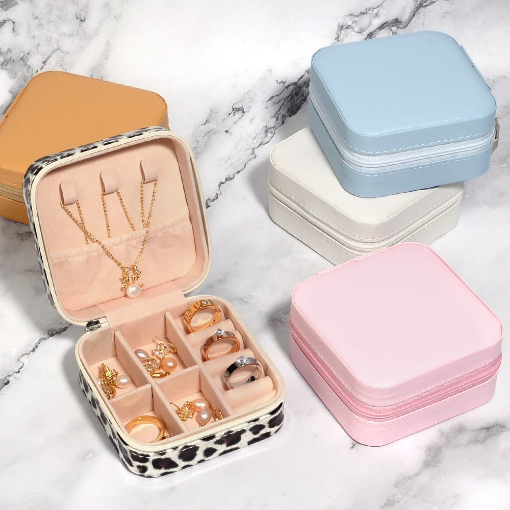 Portable Jewelry Storage Box Travel Organizer Jewelry Case Leather Storage Earrings Necklace Ring Jewelry Organizer Display