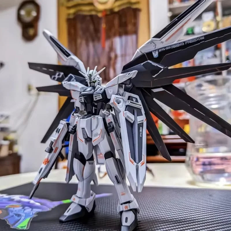 Newdom Unactivated Color Zgmf-X10a Hg 1/144 Mech Assembly Model