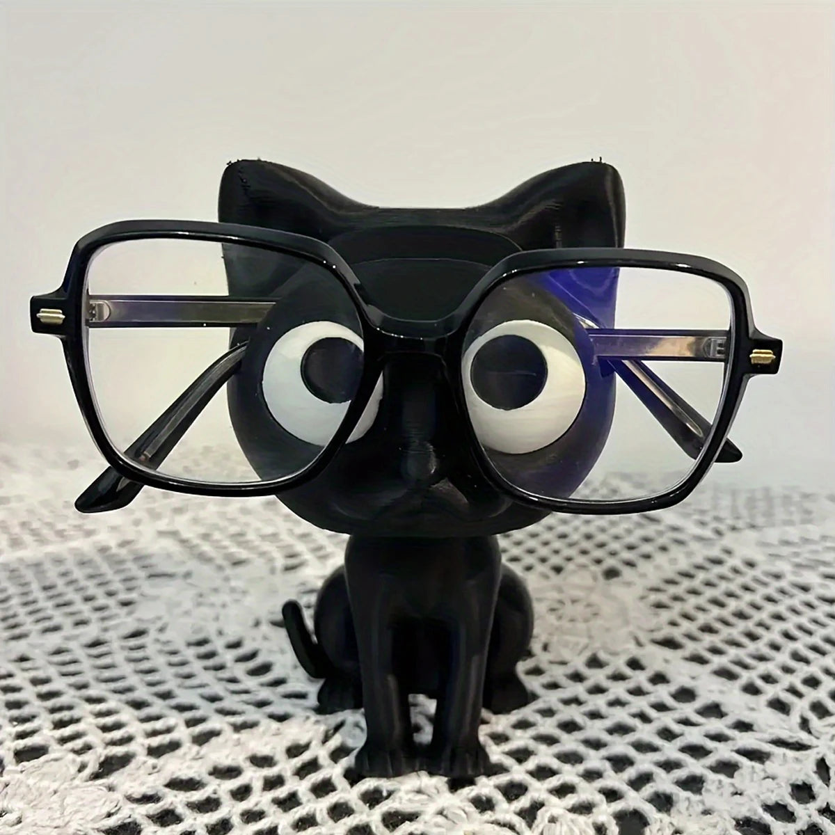 Cute Black Cat Glasses Holder Fashion Eyeglass Stand with Sitting Kitten Pose Adorable Desk Organizer for Home Office Room Decor
