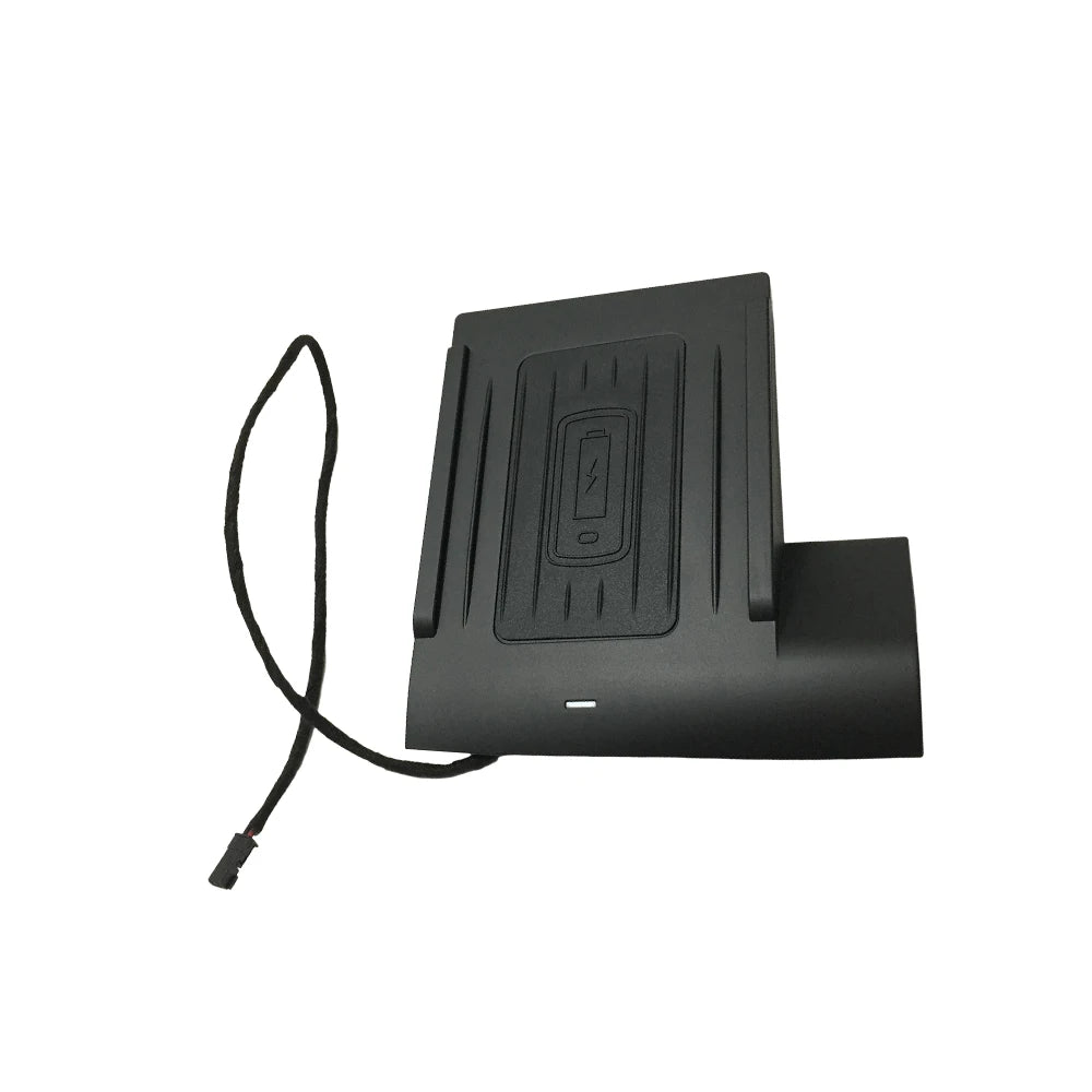 Moreway Car wireless charger For Volkswagen Golf 7 MK7 2014-2018 Charging pad Mobile phone Holder Fast charge Car interior