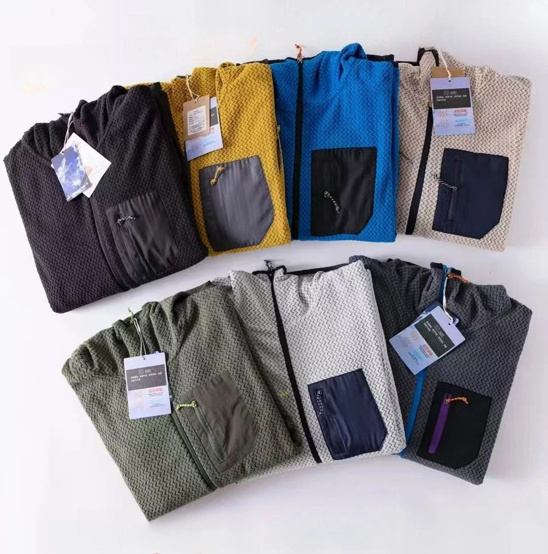Wave Pattern Fleece Lined Hooded Zip-up Jacket/Sweatshirt: Warm & Outdoor-Ready  Ideal for Couples Hooded Sweatshirt