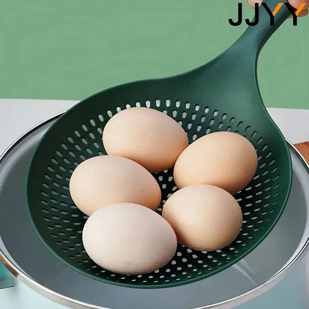 Large, Thickened, Long-handled Strainer Spoon for Draining Noodles and Dumplings in A Household Kitchen Kitchen Tools