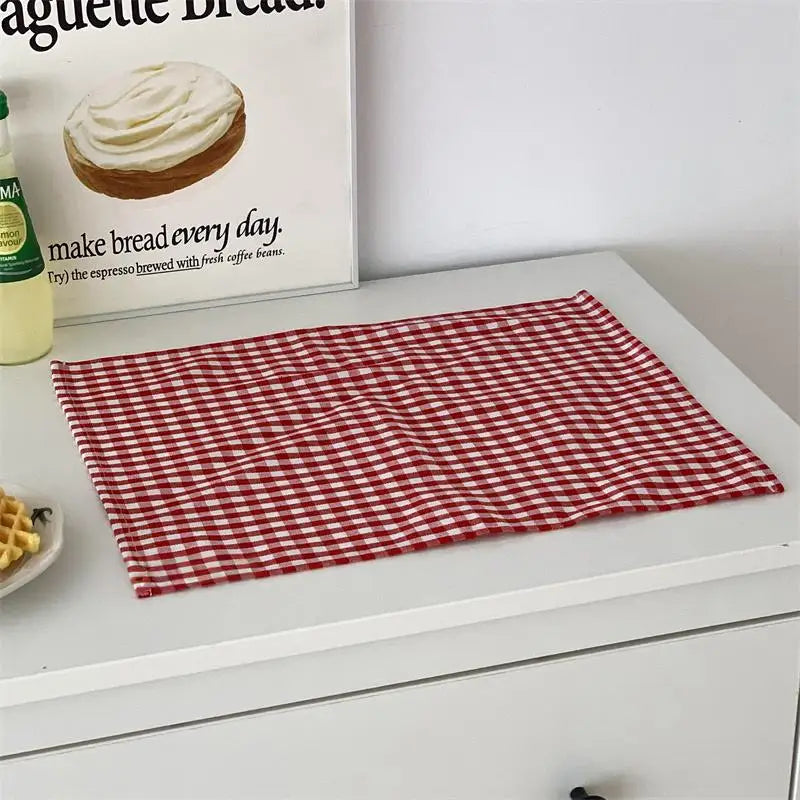 Red Checkered Tablecloth Vintage Country Cotton Placemats Napkins Reusable Kitchen Decor for Photo Backdrop Christmas Table Set