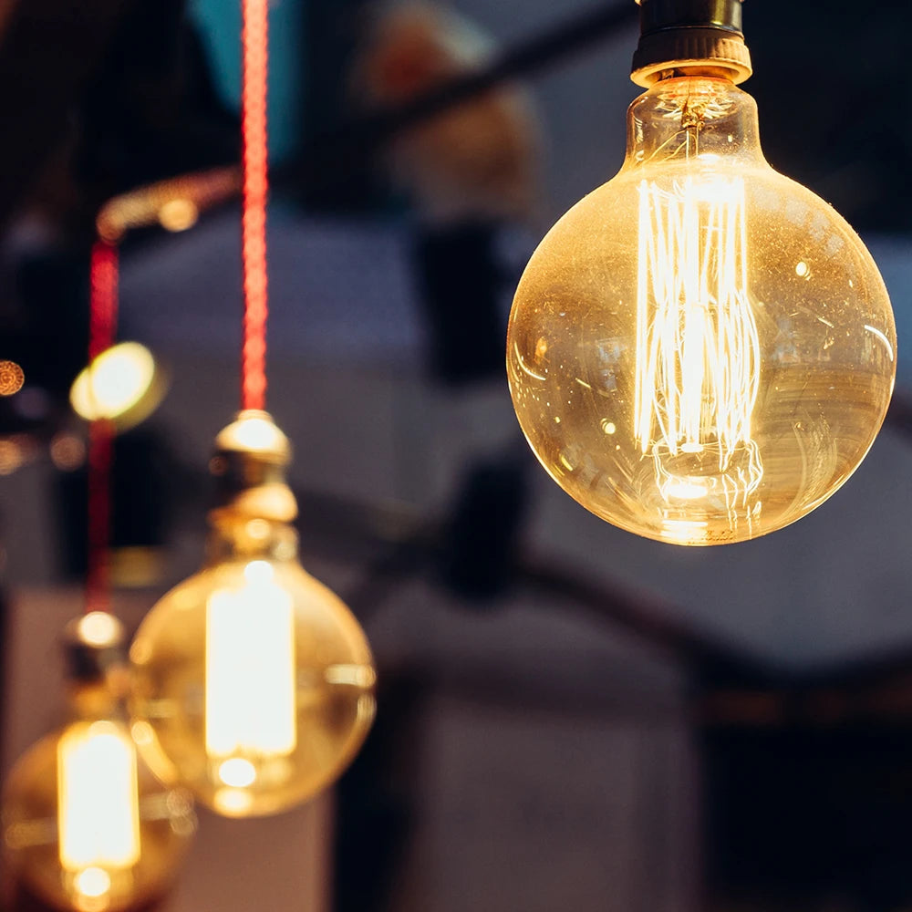 Retro Edison Light Bulb E27 40W 220V 110V Bedroom Industrial Loft Vintage Bulb For Home Decor Filament incandescent Edison Lamp