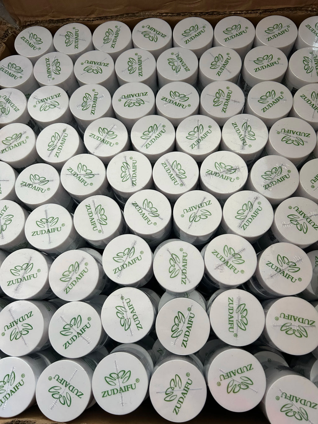 【New date】4/10 pcs Zudaifu Third Generation Herbal Moisturizing Cream Skin Care Cream 30g