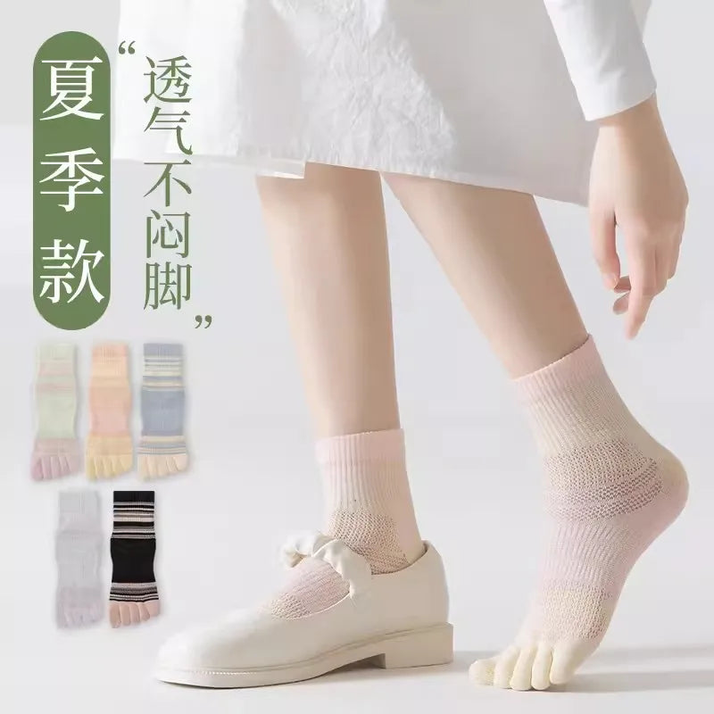 100% Cotton Five Toe Socks for Women - Breathable Striped Crew Socks, Comfy No Blister Toe Socks for Daily Wear