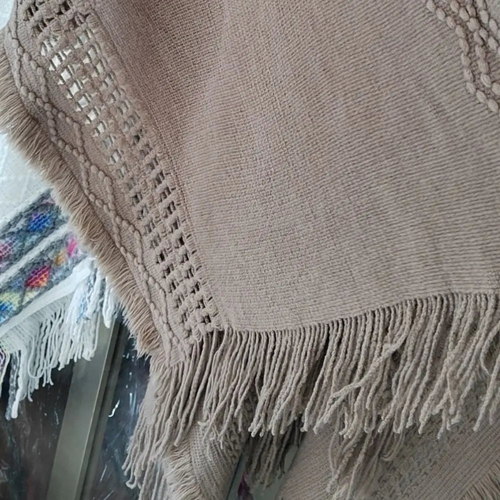 Luxury Elegant Cloak Hooded Knitted Shawl Bohemian Winter Warm Ladies Tassel Cape Oblique Stripe Wraps Scarf Coat