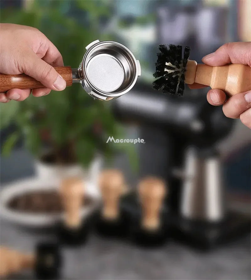 Portafilter Cleaning Brush Barista Espresso Coffee Tamper Cleaning Brush 51mm 54mm 58mm Tool with Wooden Handle Barista