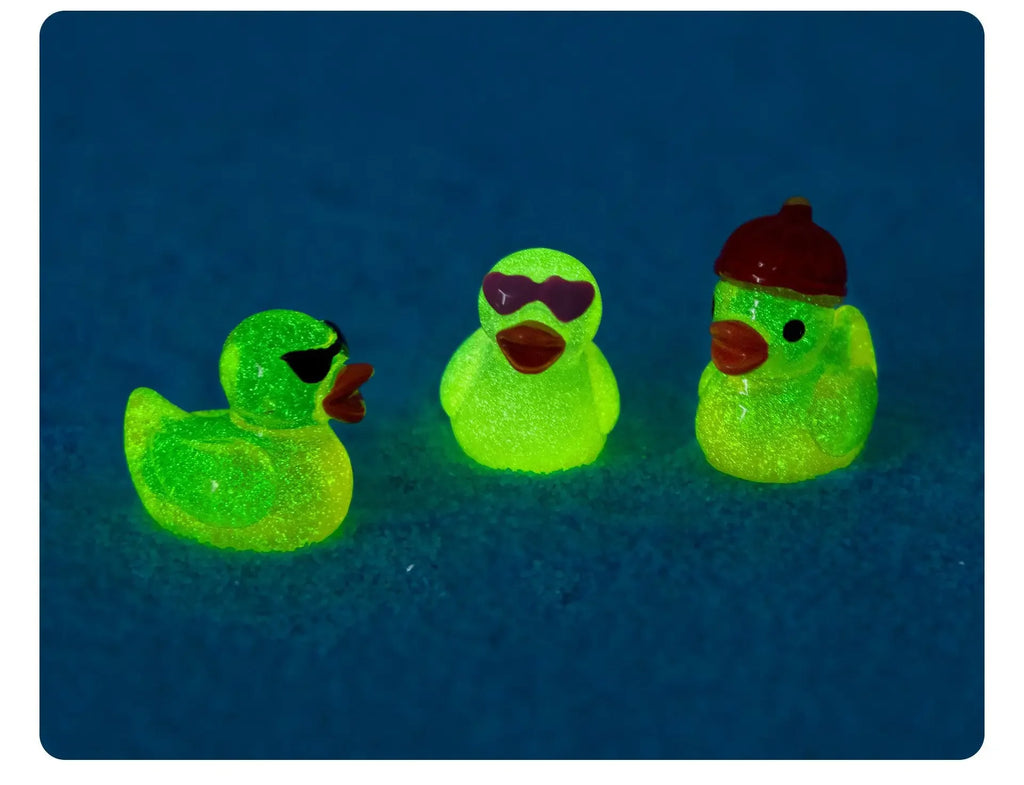 10/20/30PCS Mini Fluorescent Yellow Duck Ornament Miniature Figures Tiny Resin Handicraft Micro Landscape Dollhouse Decoration