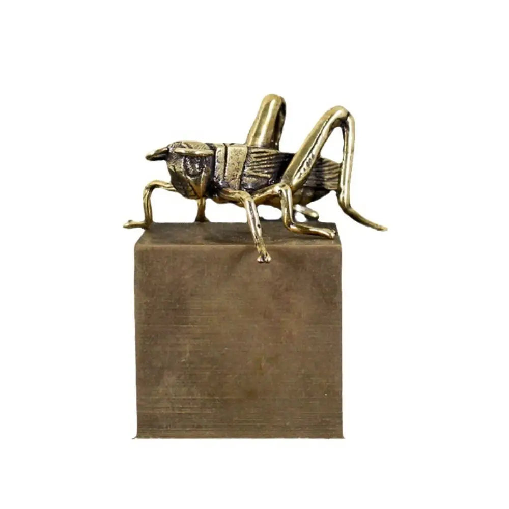 Soild Brass Cricket Figurines Miniatures Desktop Ornaments Tricky Spoof Insect Toy Retro Animal Small Statue Crafts Decorations