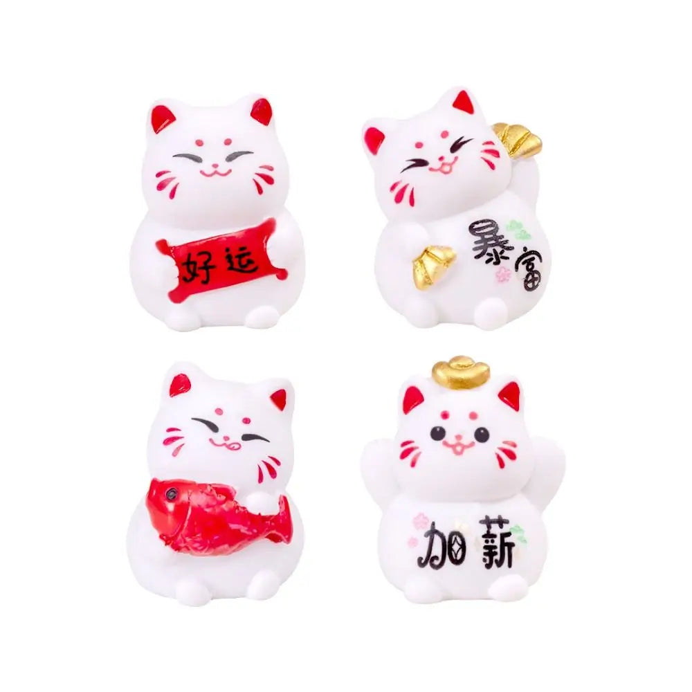 Modern Lucky Cat Figurine Crafts Ornaments Lovely Mini Cat Car Ornaments Cute Fortune Cat Figurines Gift