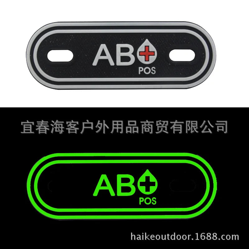 2PCS Shoelace Blood Buckle Charm PVC Tactical Bag Clothing Zipper Blood Tag Charm Military Patches Tactical Patch