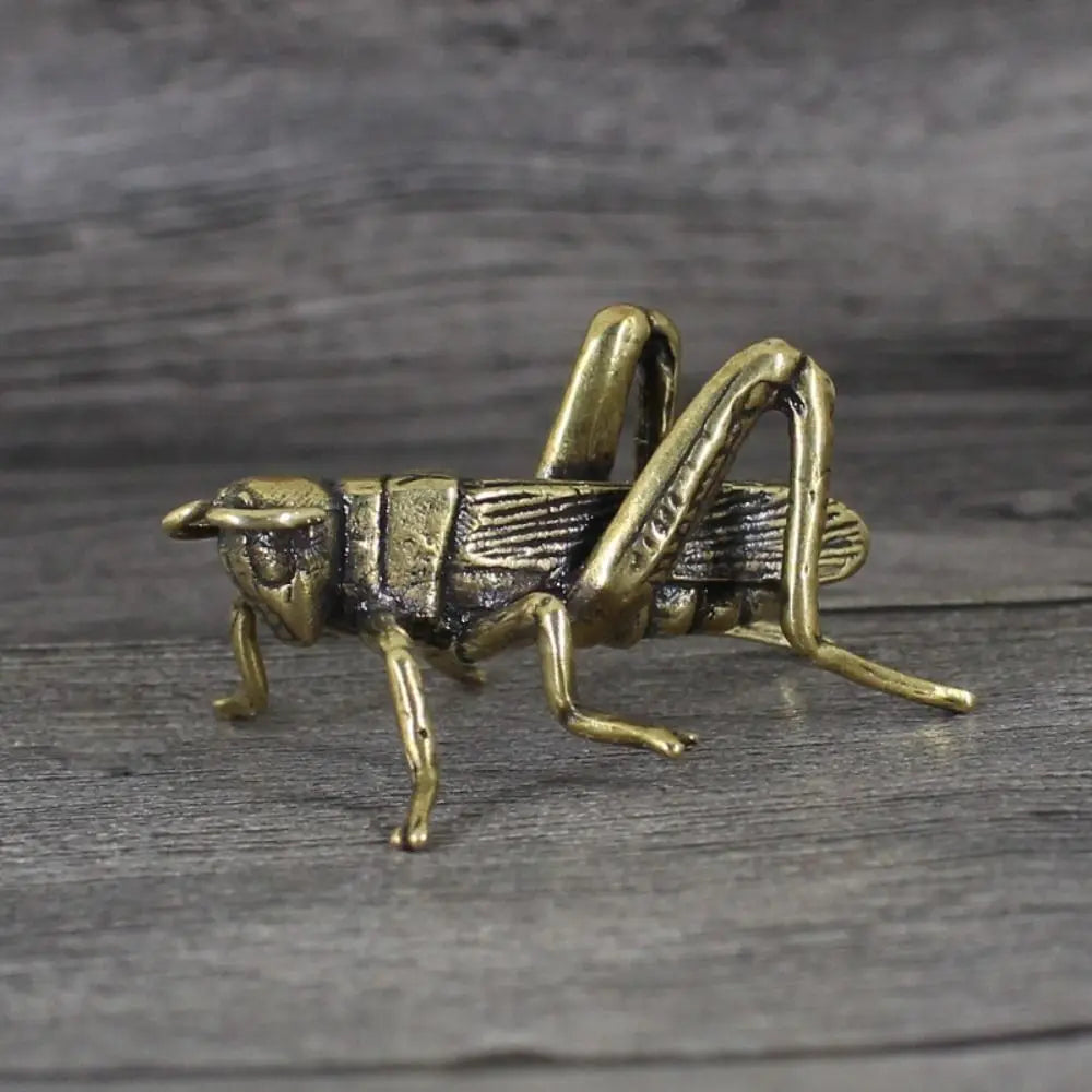Soild Brass Cricket Figurines Miniatures Desktop Ornaments Tricky Spoof Insect Toy Retro Animal Small Statue Crafts Decorations