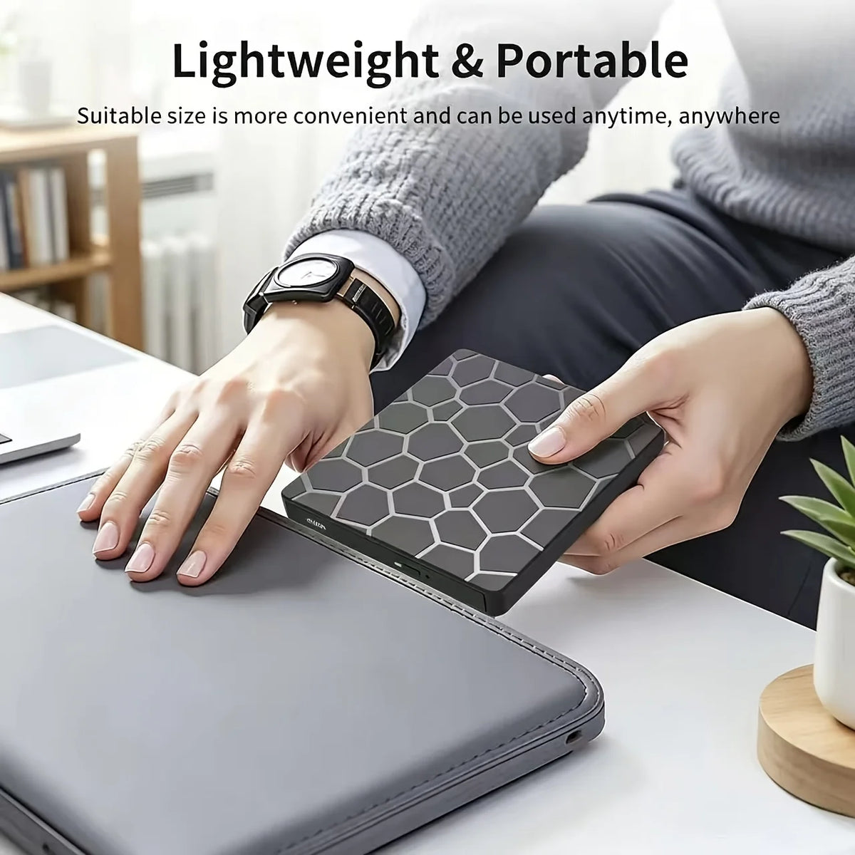 8‑in‑1 External Cd/dvd Drive Features USB 3.0 &amp; Type‑c