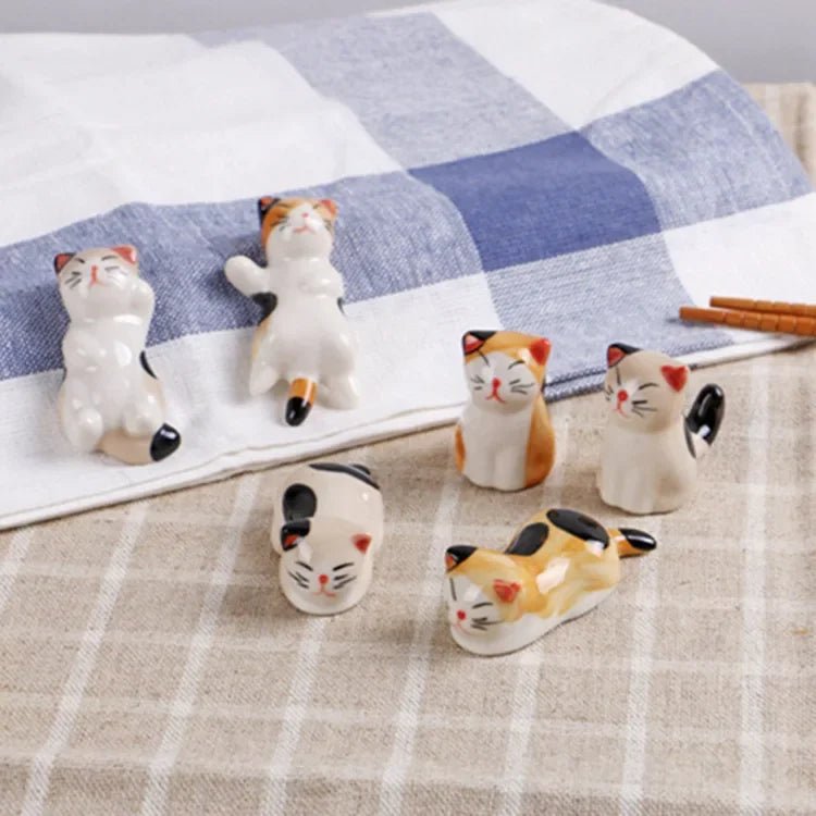 Cute Cat Ceramic Chopsticks Holder Stand Fine Design Chopstick Rack Pillow Care Rest Japanese Style Kitchen Tableware Tools New
